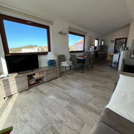 B&B Florian San Teodoro  Exteriör bild