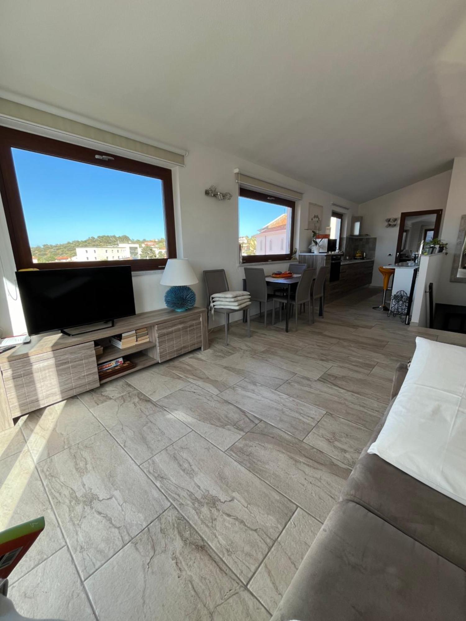 B&B Florian San Teodoro  Exteriör bild