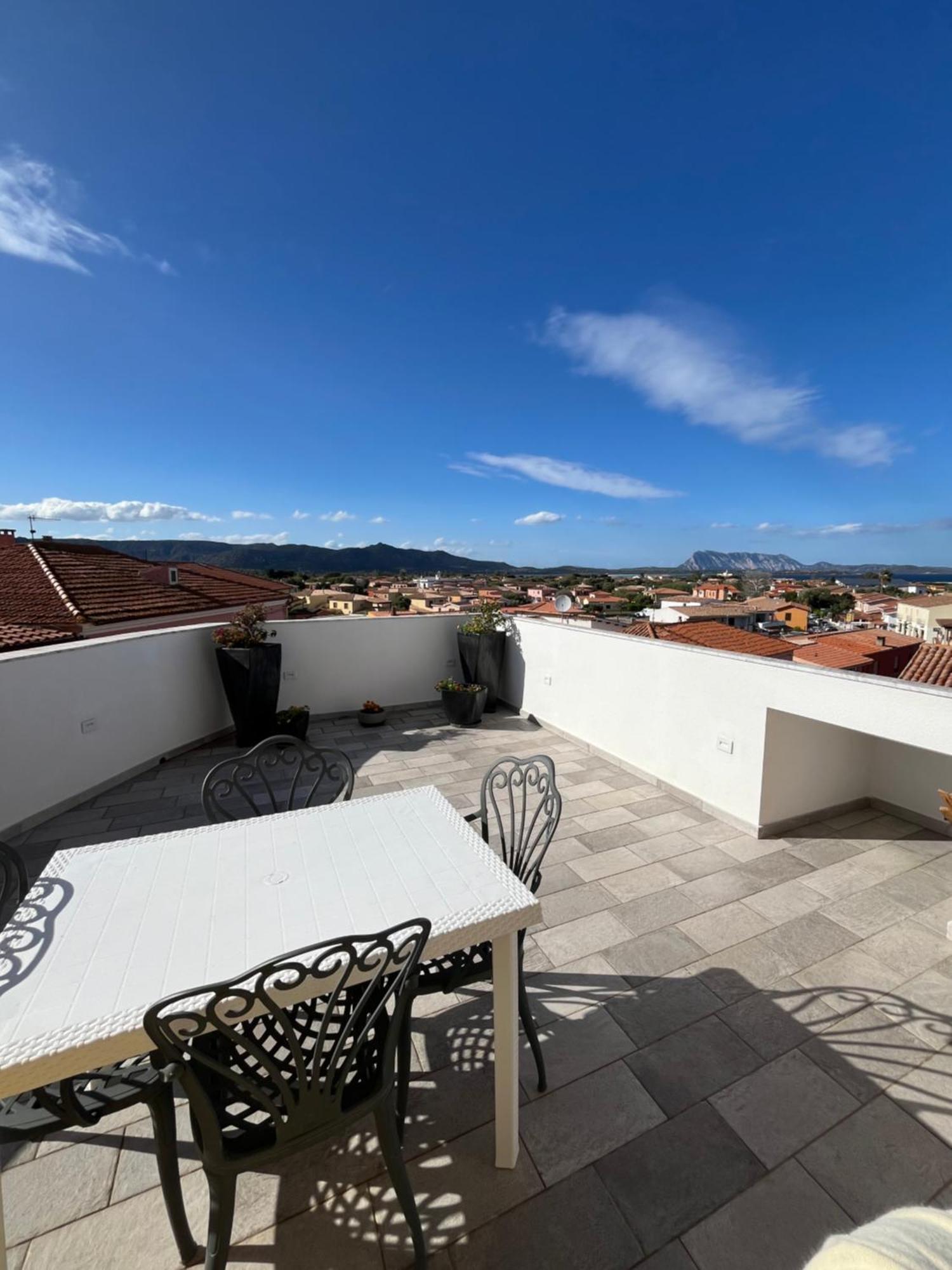 B&B Florian San Teodoro  Exteriör bild