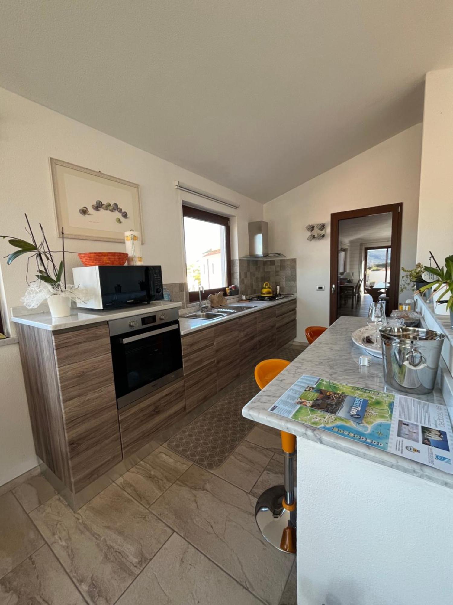 B&B Florian San Teodoro  Exteriör bild
